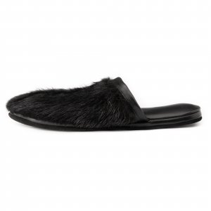 Men's home slippers 